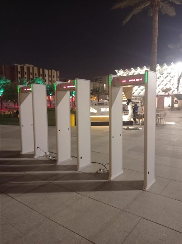 بوابة كشف معادن بوابات تفتيش افراد بوابة كشف الاسلحةً