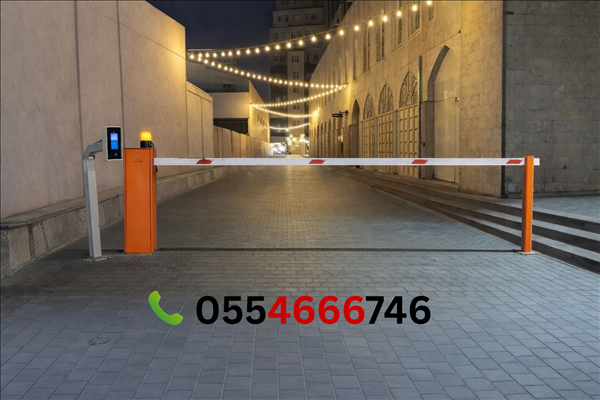 بوابة مواقف سيارات ايطالية